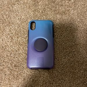 Blue and purple IPhone XR otterbox/pop socket case